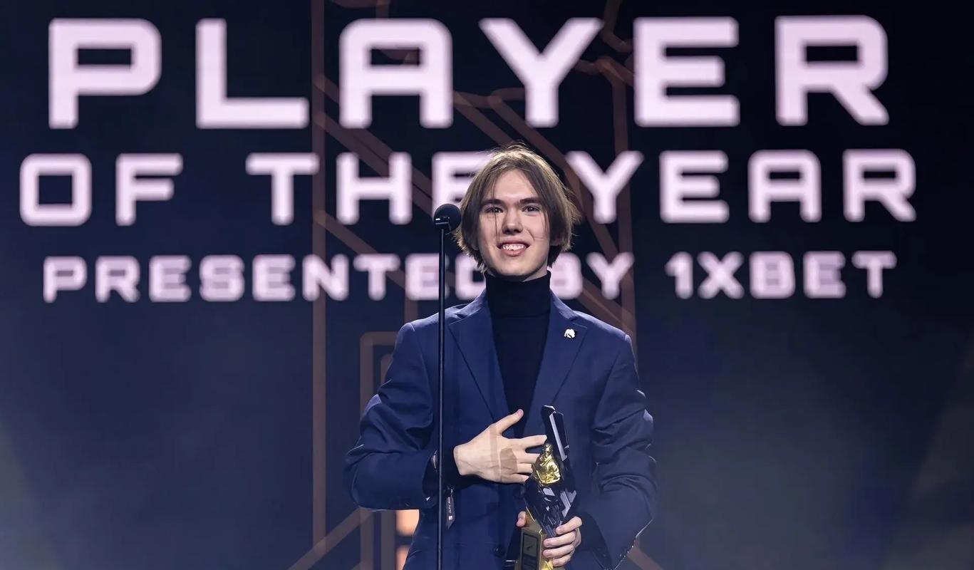 德杯22日赛果与未来赛程：TES与iG会师半决赛