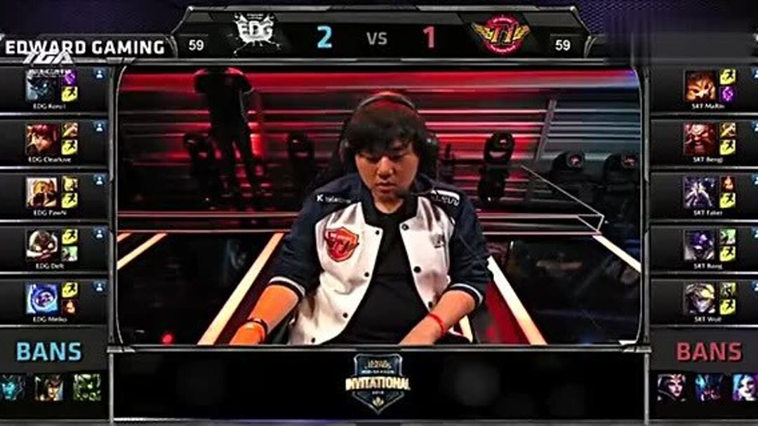 战斗歌曲开始了！ Canyon 成为一个辅助， GIDEON 和神级的 Zac 扭转了局势，双方进入最后一轮